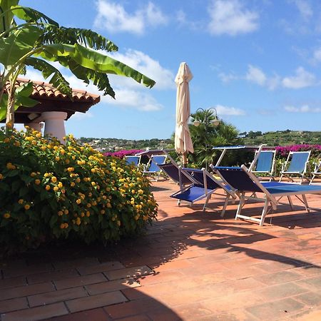 Forio di Ischia Villetta Con Giardino Esclusivo Di 1000 Mq, Piscina, Tennis, Calcio, Bocce מראה חיצוני תמונה