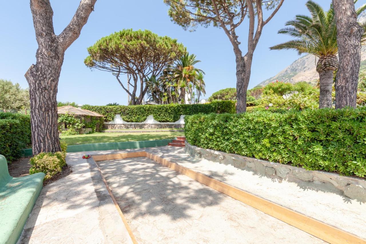 Forio di Ischia Villetta Con Giardino Esclusivo Di 1000 Mq, Piscina, Tennis, Calcio, Bocce מראה חיצוני תמונה