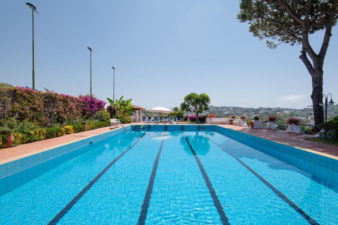 Forio di Ischia Villetta Con Giardino Esclusivo Di 1000 Mq, Piscina, Tennis, Calcio, Bocce מראה חיצוני תמונה
