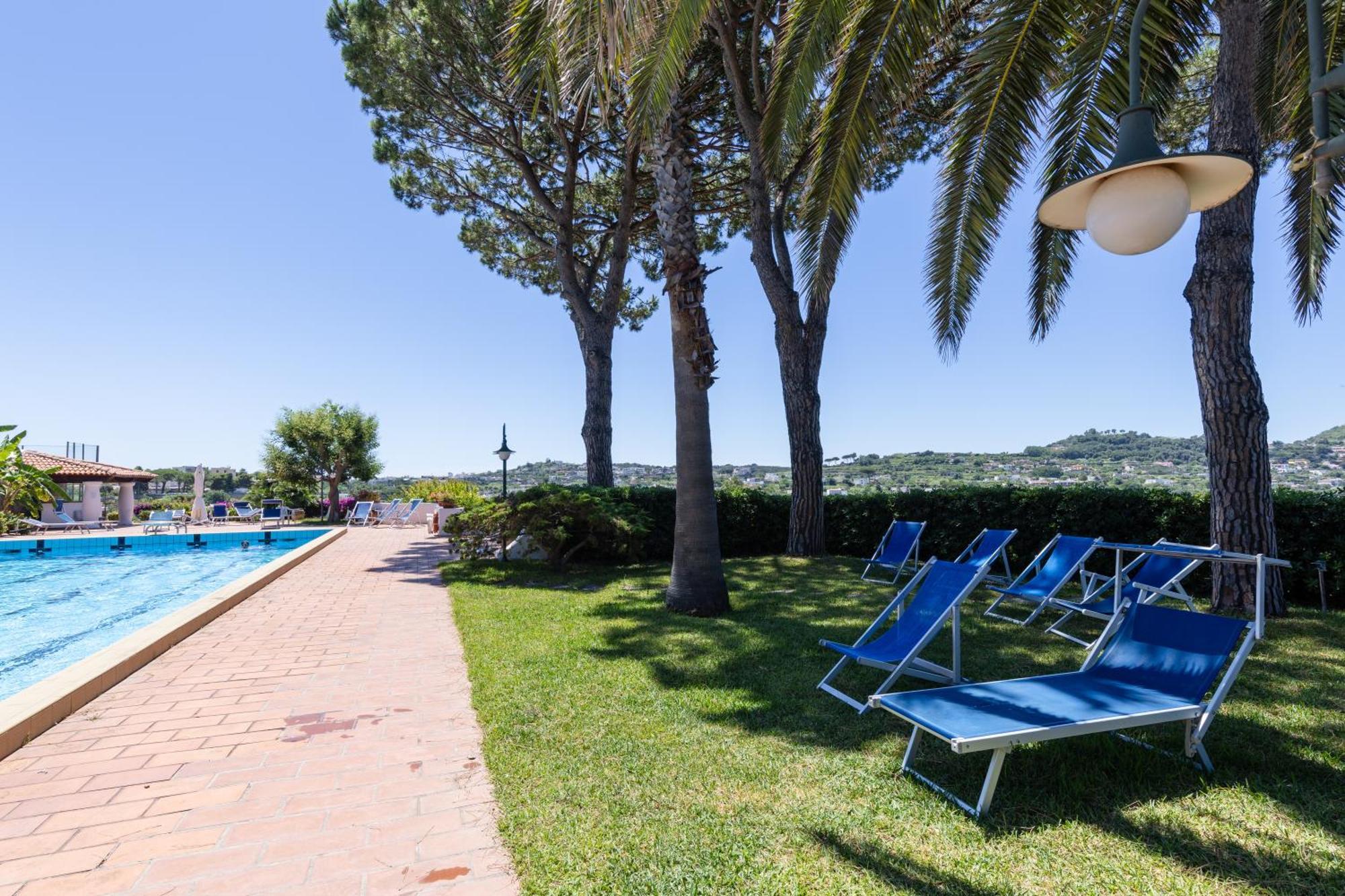 Forio di Ischia Villetta Con Giardino Esclusivo Di 1000 Mq, Piscina, Tennis, Calcio, Bocce מראה חיצוני תמונה